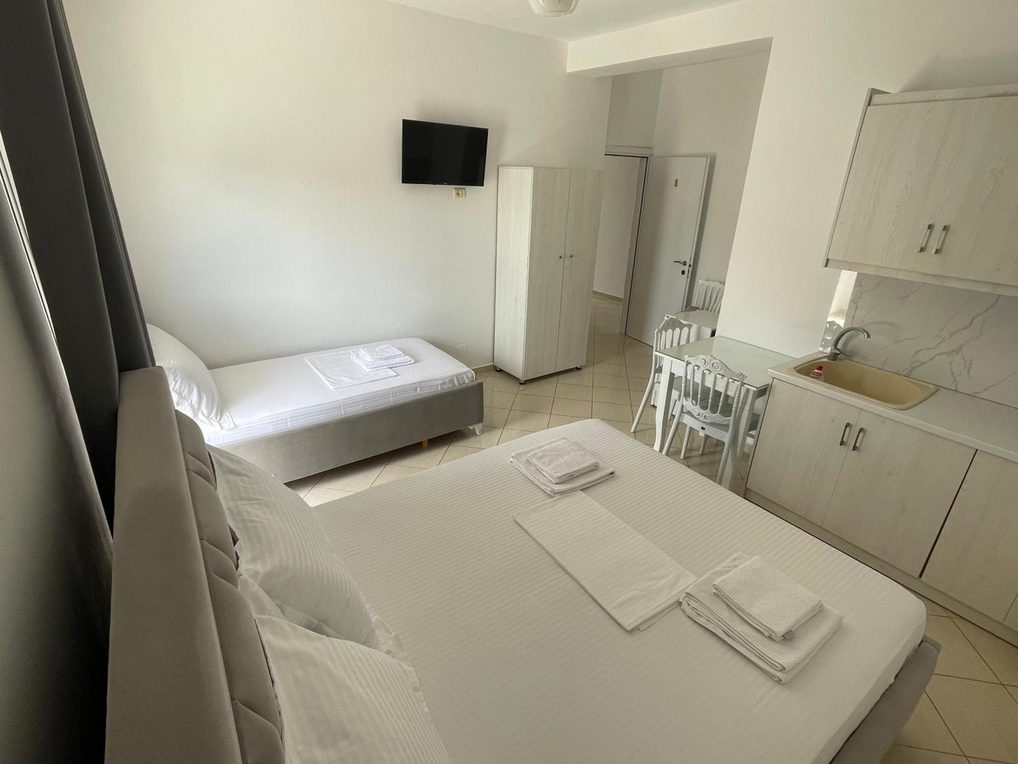 Joni Apartments Ksamil Ngoại thất bức ảnh
